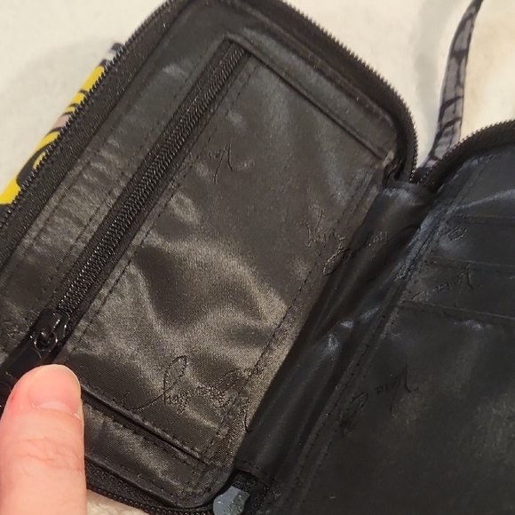 Vera Bradley Baroque Smartphone Wristlet - Black, Yellow, and White Floral - Picture 5 of 9